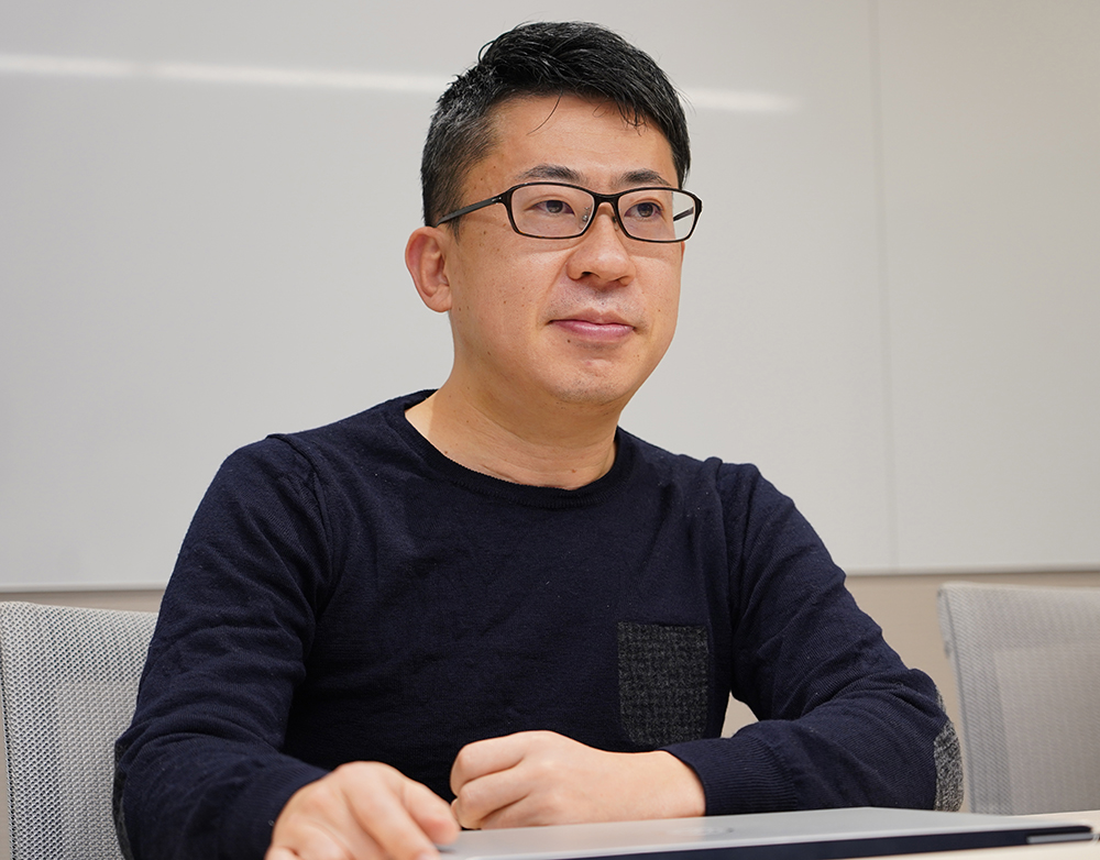 ダイレクトマーケティング本部マーケティング企画部 EC企画課セクションチーフ 馬場 一聡様 写真